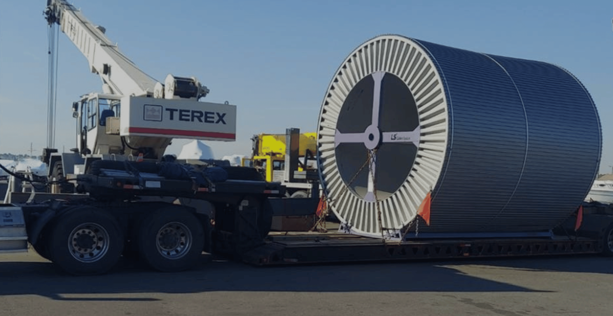 Untitled (2560 x 1322 px) (2)